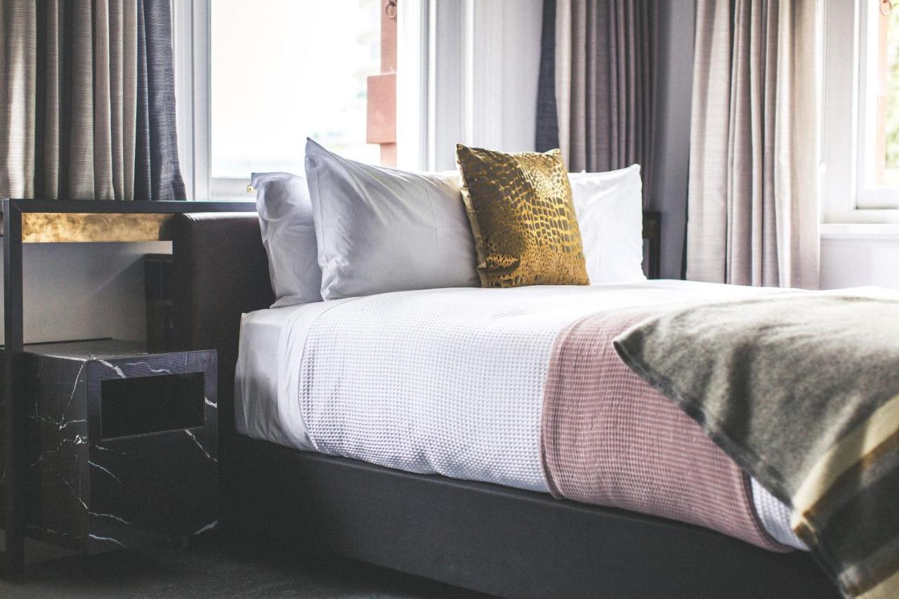 Clarence Boutique Hotel Tauranga Exteriör bild
